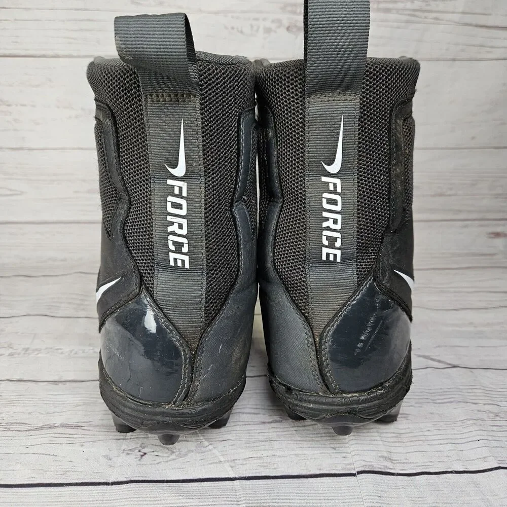 Nike force savage